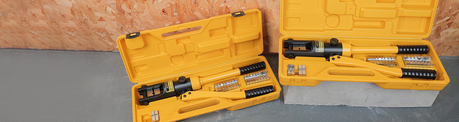 What is the Difference between a Hydraulic and Manual Crimping Tool?